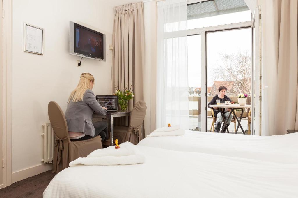 Hotel Stad En Land อัลค์มาร์ ห้อง รูปภาพ
